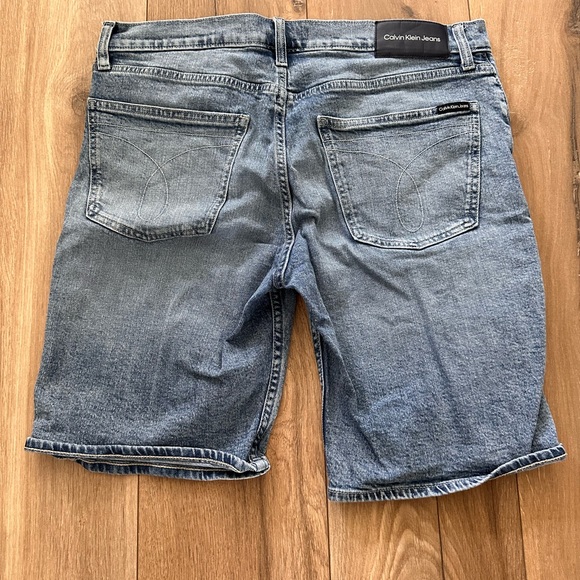 Calvin Klein Men’s Jean Shorts - Blue - Picture 2 of 4